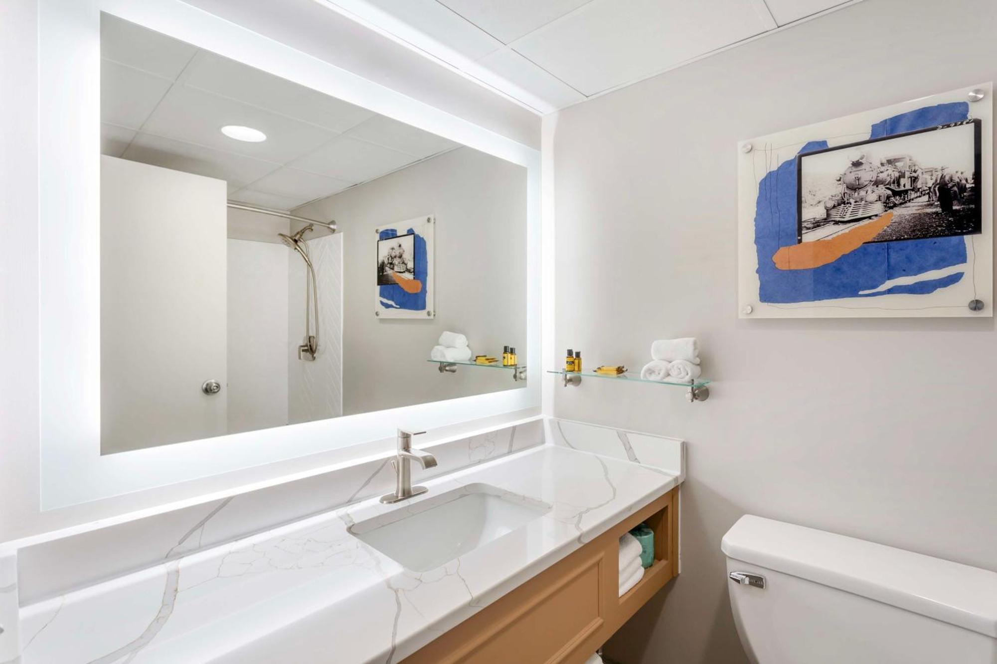 Best Western Plus Heritage Rail Inn & Suites York Εξωτερικό φωτογραφία