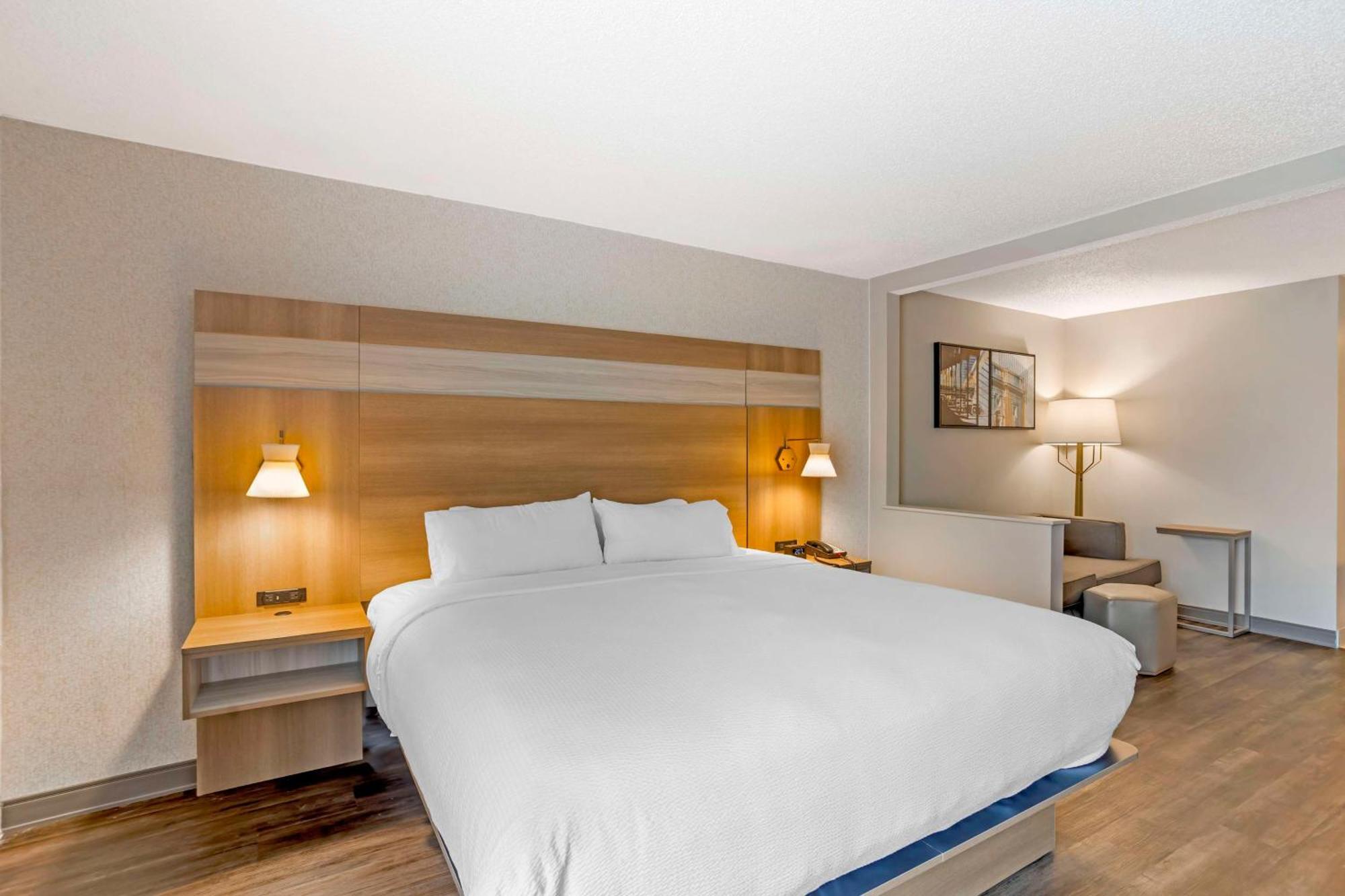 Best Western Plus Heritage Rail Inn & Suites York Εξωτερικό φωτογραφία