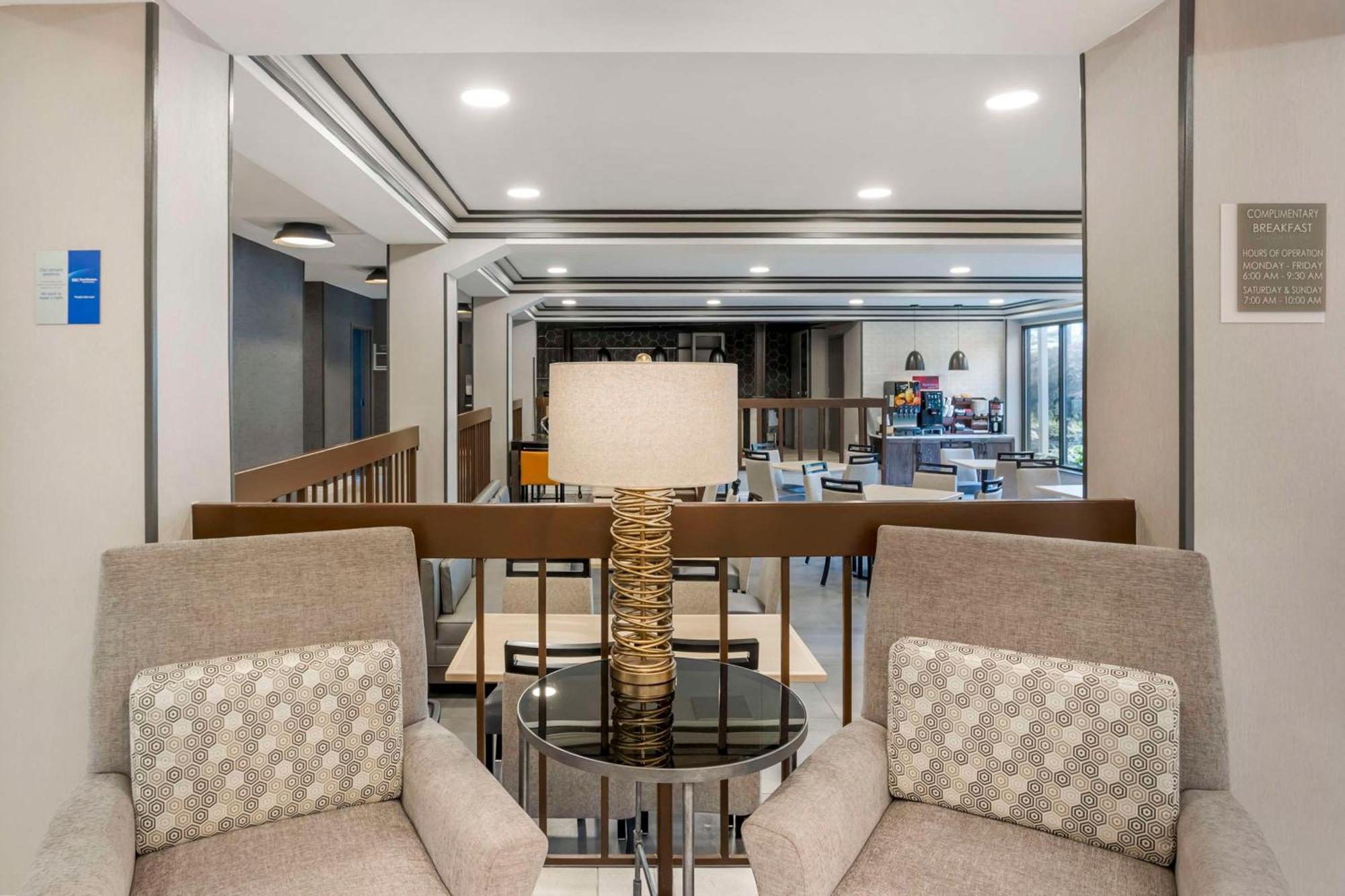 Best Western Plus Heritage Rail Inn & Suites York Εξωτερικό φωτογραφία