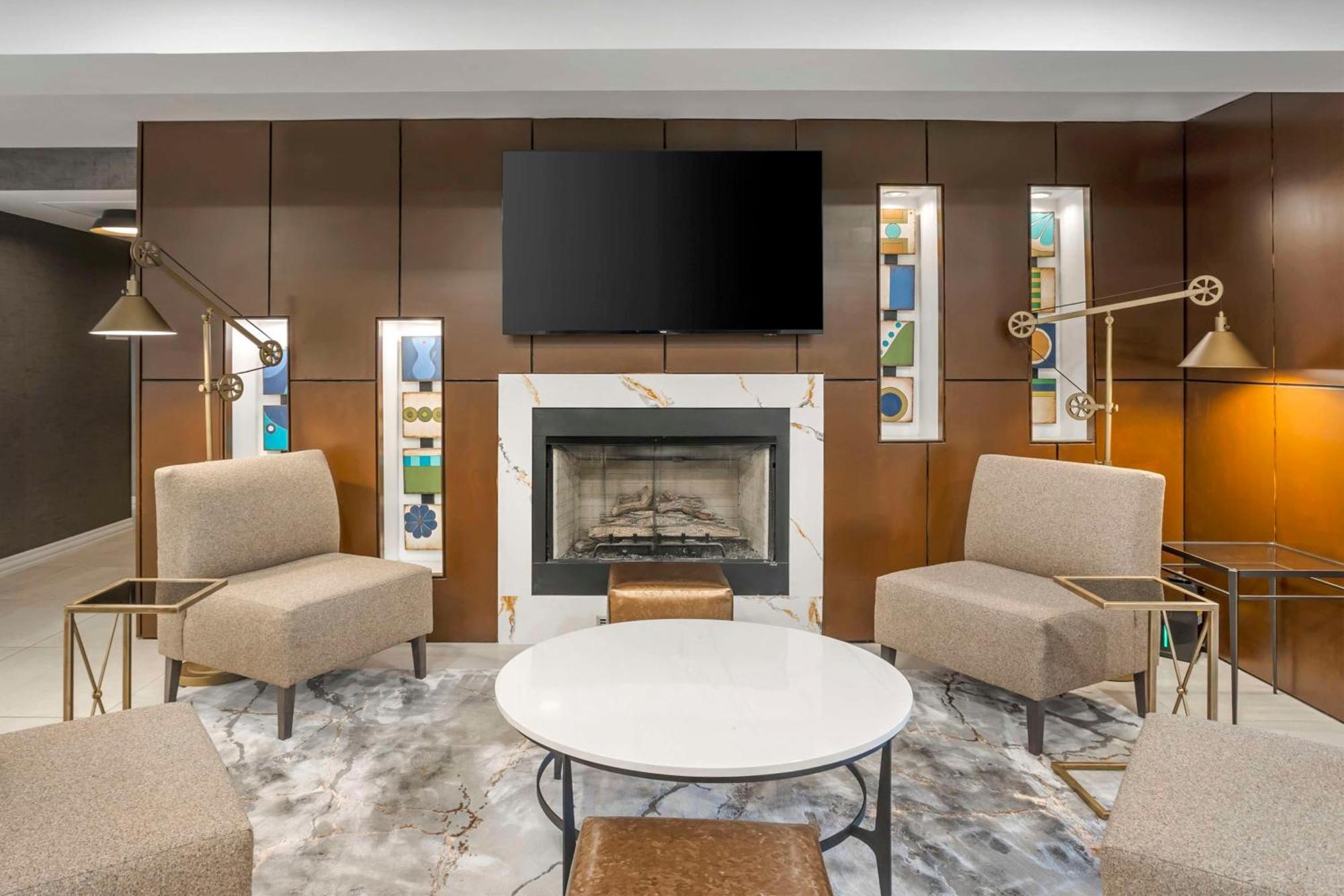 Best Western Plus Heritage Rail Inn & Suites York Εξωτερικό φωτογραφία