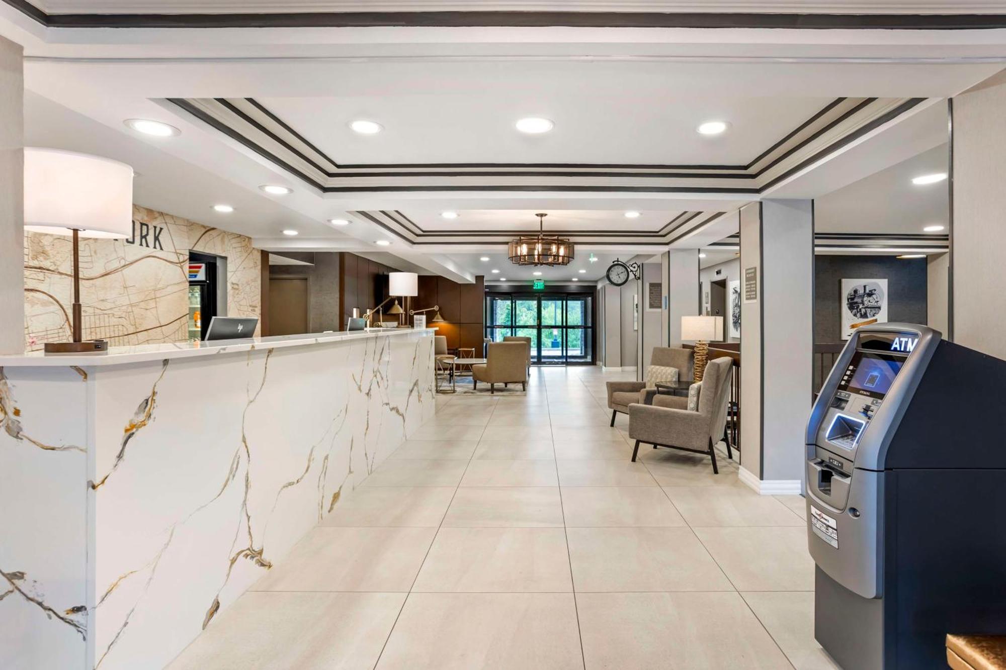 Best Western Plus Heritage Rail Inn & Suites York Εξωτερικό φωτογραφία